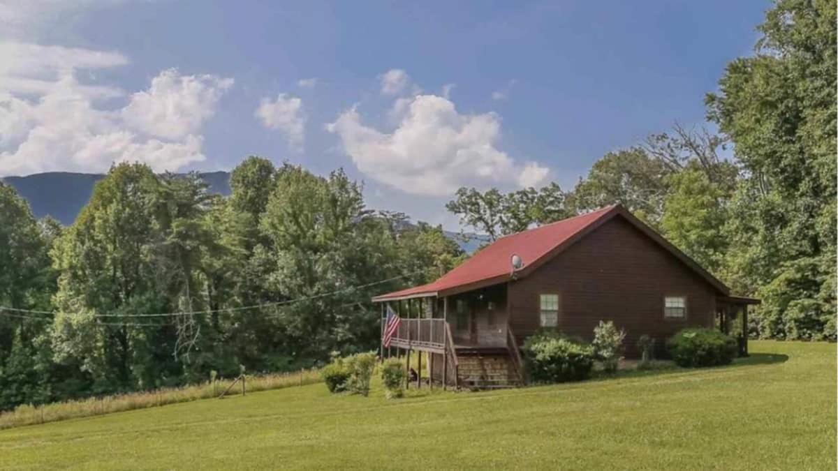 סביירוויל Beautiful View! Log Cabin,Fireplace,Hot Tub,Arcade,Pool,Fishing מראה חיצוני תמונה