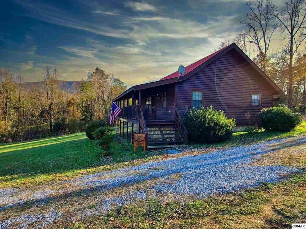 סביירוויל Beautiful View! Log Cabin,Fireplace,Hot Tub,Arcade,Pool,Fishing מראה חיצוני תמונה