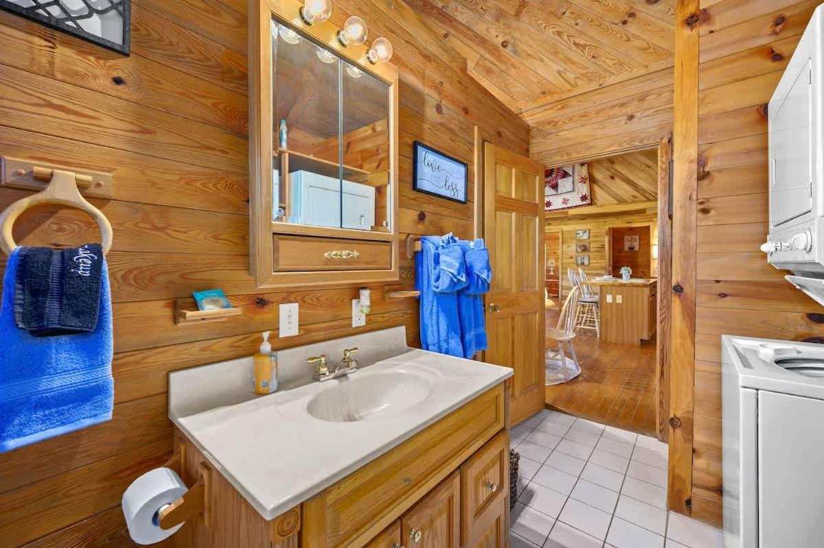 סביירוויל Beautiful View! Log Cabin,Fireplace,Hot Tub,Arcade,Pool,Fishing מראה חיצוני תמונה